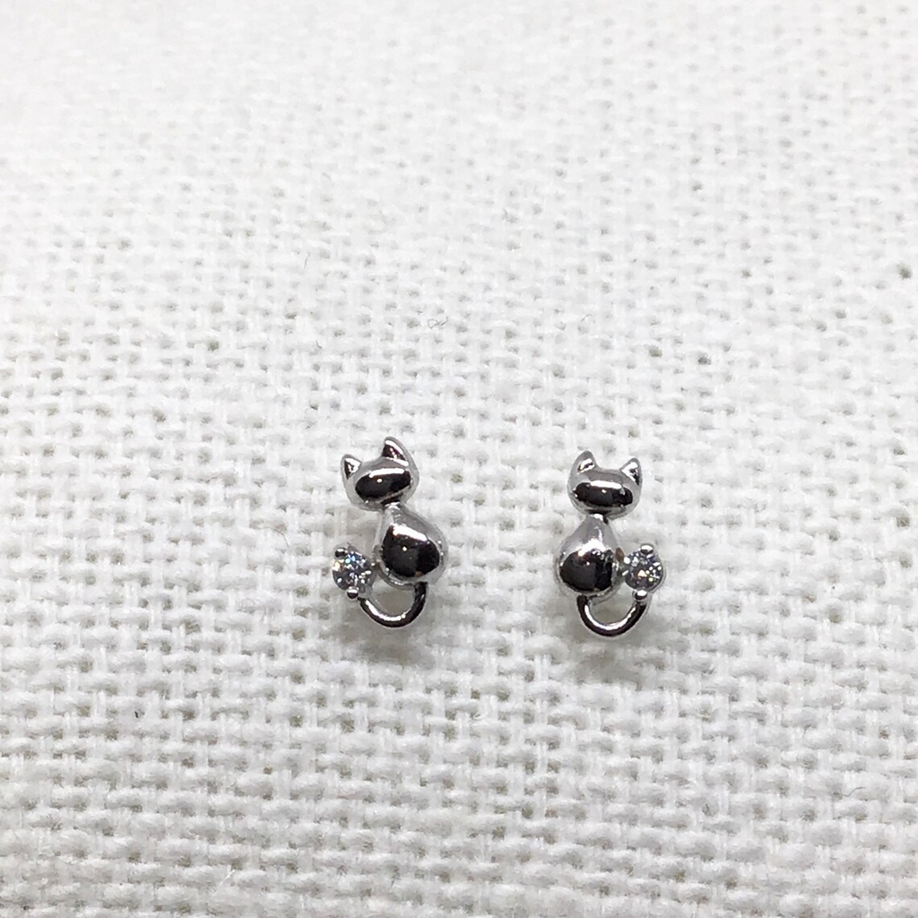 Kitty stud earrings 925 sterling silver