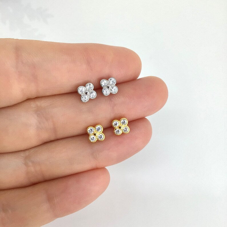 Clover Flower Piercing Cartilage Earring