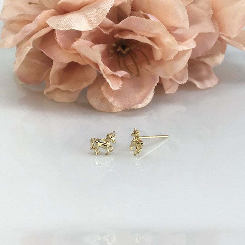 Unicorn tiny stud earring sterling silver