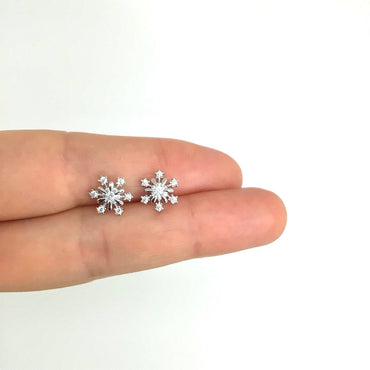 Snowflake stud earring sterling silver